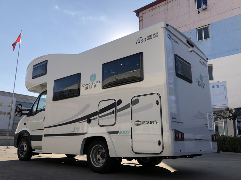 舒適、空間、安全，樣樣具備的房車
