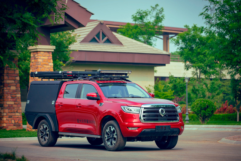 開著二炮去宿營什么感受？