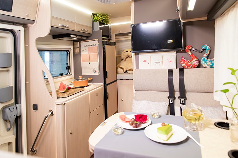 房車是如何實(shí)現(xiàn)旅行的日常生活的 房車是如何實(shí)現(xiàn)旅行的日常生活的