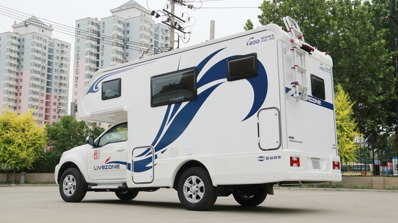 大床、大客廳得房車，四驅、動力好