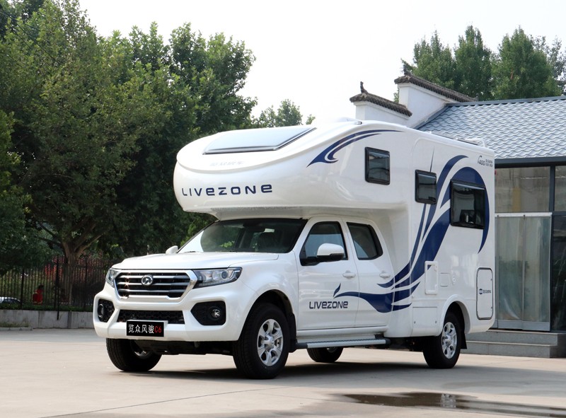 有上下鋪的房車，還是四驅(qū)，點贊