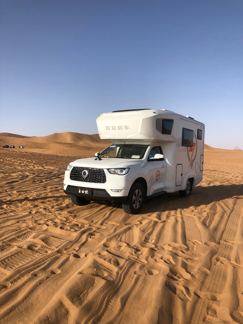 以自由為名，炮響阿拉善