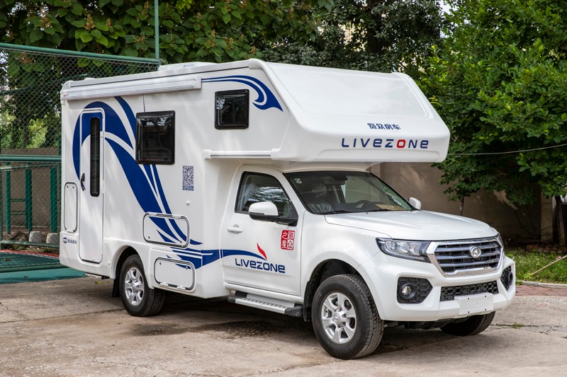 有四驅才是王道，這兩款國產房車可選