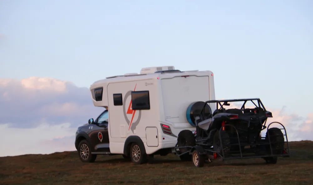 C6駕照即將到來(lái)!這款擁有牽引資質(zhì)的自行式房車千萬(wàn)別錯(cuò)過! C6駕照即將到來(lái)!這款擁有牽引資質(zhì)的自行式房車千萬(wàn)別錯(cuò)過!