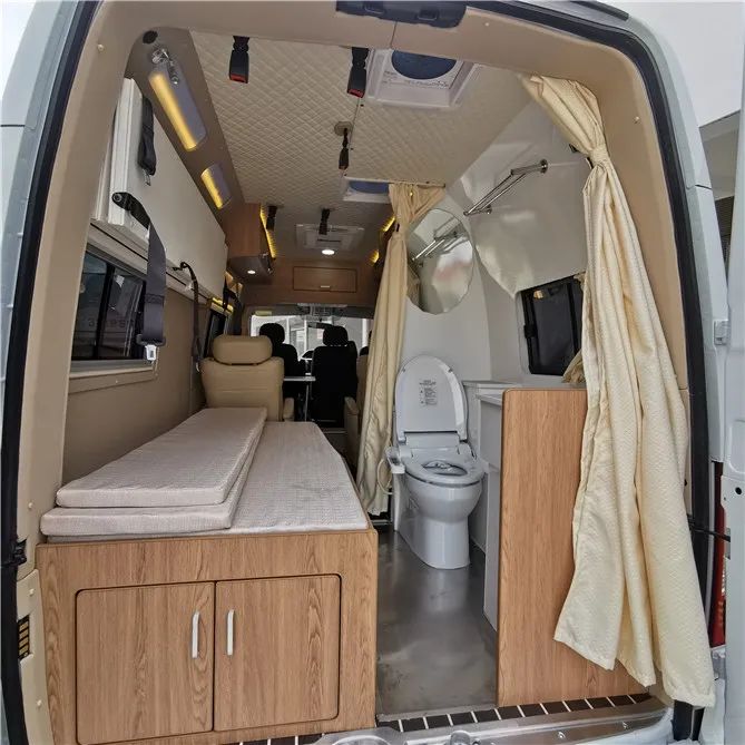 想買輛房車環游中國，該選B型還是C型？