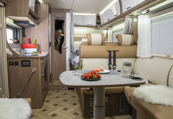 2021年選房車，自動(dòng)檔、大空間、國(guó)六